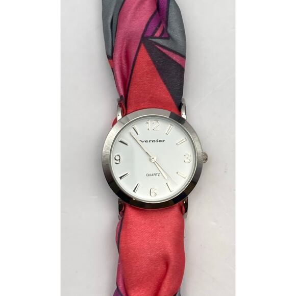 Vernier 7 West Womens Watch 32mm - New Battery - Adjustable Cloth Leather Band - Picture 5 of 12